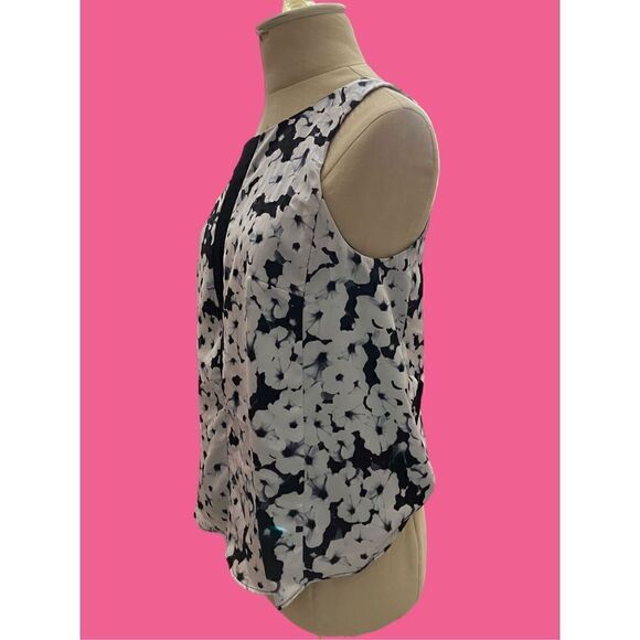 Apt 9 Silky Tank / SZ: PS / EUC - Picture 2 of 6